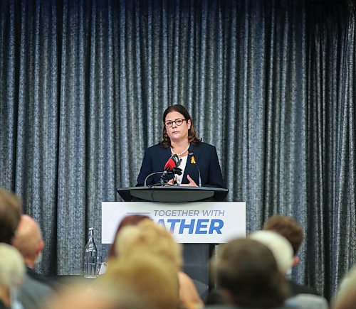 JESSICA LEE / WINNIPEG FREE PRESS

Heather Stefanson delivers remarks at the Conservative leaders debate at Norwood Hotel on September 28, 2021.

Reporter: Carol