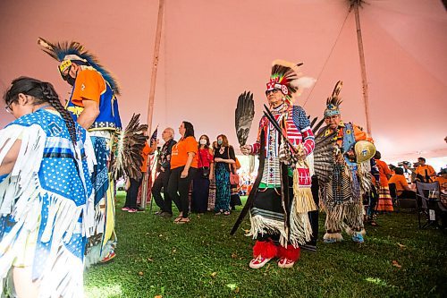 MIKAELA MACKENZIE / WINNIPEG FREE PRESS

The grand entry at a Pow Wow at St. John's Park on the first National Day for Truth and Reconciliation in Winnipeg on Thursday, Sept. 30, 2021. For --- story.
Winnipeg Free Press 2021.