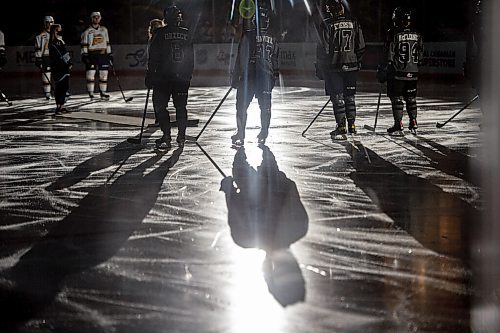 MIKE SUDOMA / Winnipeg Free Press
The Winnipeg Ice players get introduced before their game against the Brandon Wheat Kings Saturday evening
October 2, 2021