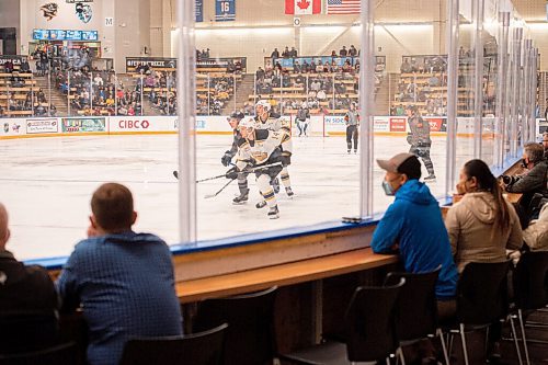 MIKE SUDOMA / Winnipeg Free Press
Audience at Wayne Fleming Arena as Winnipeg Ice takes on the Brandon Wheat Kings Saturday evening
October 2, 2021