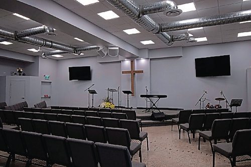 Canstar Community News Sept. 28, 2021 - Oak Bluff Bible Church renovations took just over a year to complete. The former Access Credit Union and Murray Chev Olds dealership can serve the community in a new light following their official opening. (JOSEPH BERNACKI/CANSTAR COMMUNITY NEWS/HEADLINER)