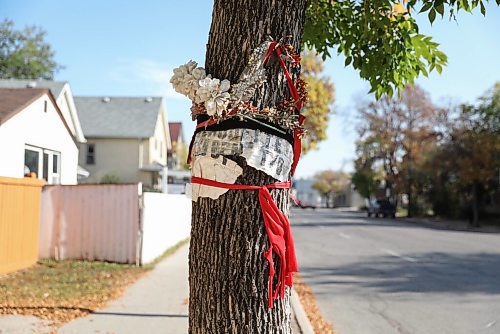 JESSICA LEE / WINNIPEG FREE PRESS

A memorial at Selkirk and King on October 4, 2021, the last known site where Claudette Osborne-Tyo had been. She disappeared in 2008. 

Reporter: Melissa



