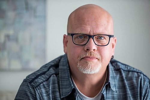 MIKAELA MACKENZIE / WINNIPEG FREE PRESS

Jason Lerato, former anti-vaxxer who has now changed his mind and gotten vaccinated, poses for a portrait in his home in Winnipeg on Tuesday, Oct. 5, 2021. For Malak story.
Winnipeg Free Press 2021.