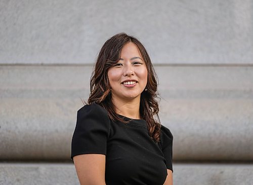 JESSICA LEE / WINNIPEG FREE PRESS

Liz Choi, photographed October 6, 2021 in downtown, is being sworn in as the new chairwoman of the Winnipeg Chamber of Commerce on October 7, 2021. 

Reporter: Martin

