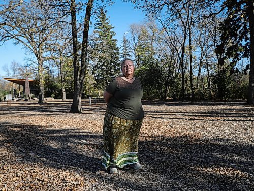 JESSICA LEE / WINNIPEG FREE PRESS

Elder Louise McKay, photographed at St. Vital Park on October 6, 2021, is the Elder-in-Residence at Womens Health Clinic.

Reporter: Eva + Jen

