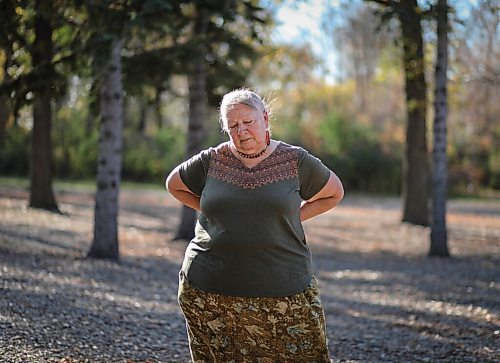 JESSICA LEE / WINNIPEG FREE PRESS

Elder Louise McKay, photographed at St. Vital Park on October 6, 2021, is the Elder-in-Residence at Womens Health Clinic.

Reporter: Eva + Jen

