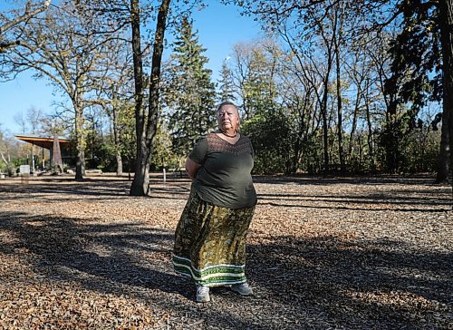 JESSICA LEE / WINNIPEG FREE PRESS

Elder Louise McKay, photographed at St. Vital Park on October 6, 2021, is the Elder-in-Residence at Womens Health Clinic.

Reporter: Eva + Jen

