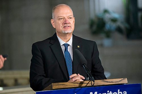 MIKAELA MACKENZIE / WINNIPEG FREE PRESS

Premier Kelvin Goertzen speaks to the media at the Manitoba Legislative Building in Winnipeg on Friday, Oct. 8, 2021. For Carol Sanders story.
Winnipeg Free Press 2021.