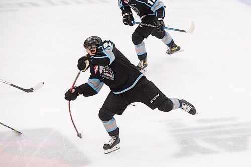 MIKE SUDOMA / Winnipeg Free Press
Winnipeg Ice right wing, Connor McClennon, takes a shot on net as the Ice take on the Prince Albert Raiders Saturday night at Wayne Fleming Arena
October 8, 2021