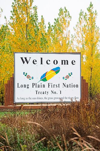 MIKE SUDOMA / Winnipeg Free Press
Welcome sign to Long Plain First Nation Thursday afternoon
October 14, 2021