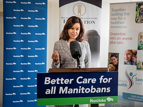 JESSICA LEE / WINNIPEG FREE PRESS

Jane Curtis, CEO of Southern Health makes an announcement on October 15, 2021, at Boundary Trail Health Centre in Winkler.

Reporter: Gabi





