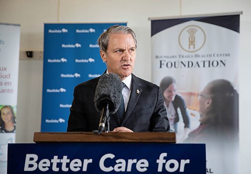 JESSICA LEE / WINNIPEG FREE PRESS

Justice Minister Cameron Friesen makes an announcement on October 15, 2021, at Boundary Trail Health Centre in Winkler.

Reporter: Gabby




