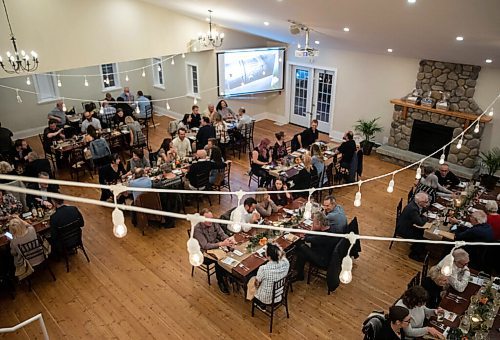 JESSICA LEE / WINNIPEG FREE PRESS

Attendees are seated at the Free Press Fall Supper at Whitetail Meadow on October 17, 2021. The meal included a fall harvest salad, sunflower oil poached chicken breast and a prairie berry cannoli. 



