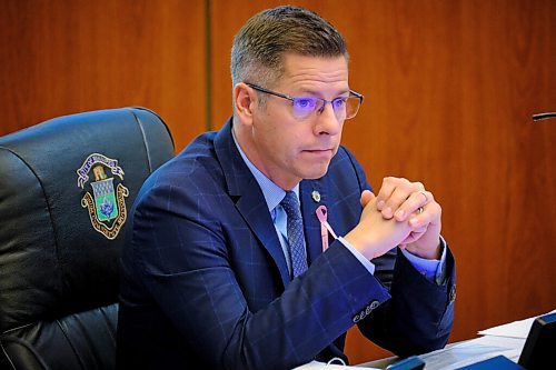 MIKE DEAL / WINNIPEG FREE PRESS
Winnipeg Mayor, Brian Bowman, during an EPC meeting in the council chambers Wednesday morning.
211020 - Wednesday, October 20, 2021.