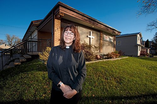 MIKE DEAL / WINNIPEG FREE PRESS
Rev. Helen Kennedy, bishop-elect of Diocese of Qu'Appelle in southern Saskatchewan at her current parish, St. George's Anglican Church, in Transcona.
see Brenda Suderman story
211021 - Thursday, October 21, 2021.