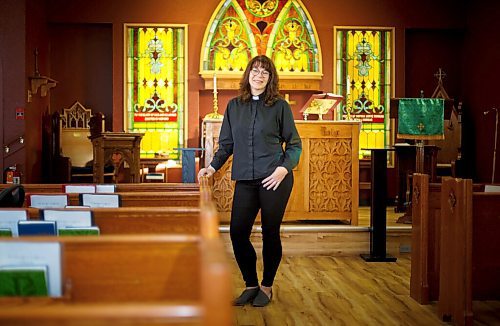 MIKE DEAL / WINNIPEG FREE PRESS
Rev. Helen Kennedy, bishop-elect of Diocese of Qu'Appelle in southern Saskatchewan at her current parish, St. George's Anglican Church, in Transcona.
see Brenda Suderman story
211021 - Thursday, October 21, 2021.
