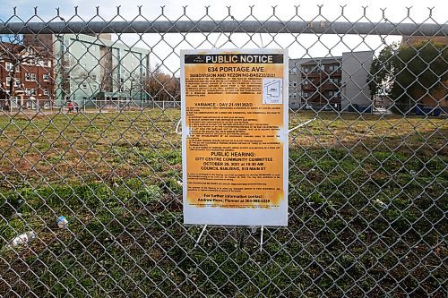 JOHN WOODS / WINNIPEG FREE PRESS
The site at 634 Portage Avenue is the proposed home of a 20 storey, mixed use building in Winnipeg Monday, October 25, 2021. 

Reporter: Pursaga