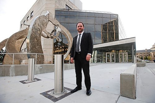 JOHN WOODS / WINNIPEG FREE PRESS
Defence lawyer Zach Kinahan, from Brodsky Amy & Gould, is photographed at the new entrance of the Law Courts in Winnipeg Monday, October 25, 2021. Kinahan feels it is important public buildings are accessible to all.

Reporter: Stevenson