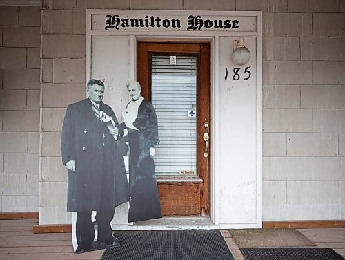 JESSICA LEE / WINNIPEG FREE PRESS

Cutouts of the Hamiltons Cheryl Wiebe printed. She bought the historic house and will move her 40 year old gags business to the house.

Reporter: Ben



