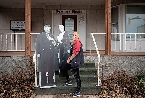 JESSICA LEE / WINNIPEG FREE PRESS

Cheryl Wiebe, photographed on October 26, 2021, with cutouts of the Hamiltons she printed, bought the Hamilton House at 185 Henderson Hwy. She is currently renovating the building with her husband and will move her 40 year old gags business to the house.

Reporter: Ben






