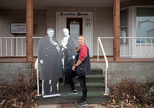 JESSICA LEE / WINNIPEG FREE PRESS

Cheryl Wiebe, photographed on October 26, 2021, with cutouts of the Hamiltons she printed, bought the Hamilton House at 185 Henderson Hwy. She is currently renovating the building with her husband and will move her 40 year old gags business to the house.

Reporter: Ben




