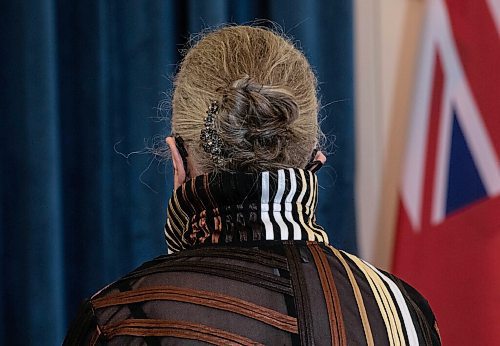 JESSICA LEE / WINNIPEG FREE PRESS

A embellished hair piece and mask are worn by Doris Mae Oulton, one of the recipients of the Order of Manitoba on October 28, 2021, at the Legislative Building in Winnipeg.







