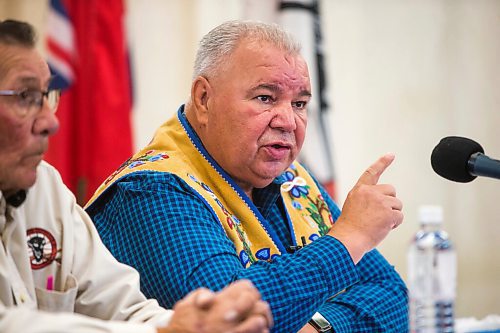 MIKAELA MACKENZIE / WINNIPEG FREE PRESS

MMF president David Chartrand (right) and elder George Lavallee speak about moose harvesting on Friday, Oct. 29, 2021. For Malak story.
Winnipeg Free Press 2021.