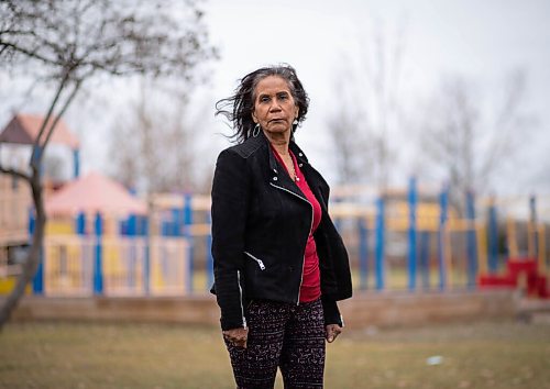 JESSICA LEE / WINNIPEG FREE PRESS

Suni Matthews, a recently retired school principal, and also co-chair of the Equity Matters coalition, poses for a photograph at a local school on October 31, 2021.

Reporter: Maggie







