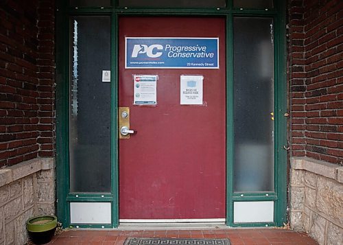 JESSICA LEE / WINNIPEG FREE PRESS

The PC party headquarters is photographed on October 31, 2021.





