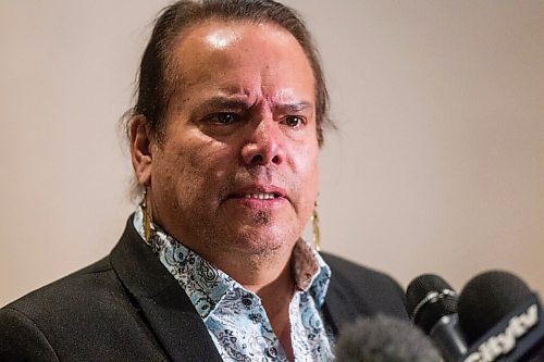 MIKAELA MACKENZIE / WINNIPEG FREE PRESS

Manitoba Keewatinowi Okimakanak Grand Chief Garrison Settee calls on the federal government to commission a national inquiry into the sixties scoop in Winnipeg on Monday, Nov. 1, 2021. For JS story.
Winnipeg Free Press 2021.