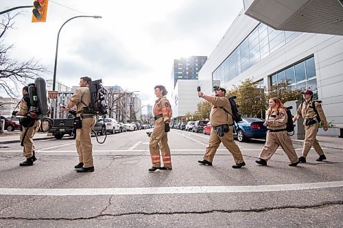Mike Sudoma / Winnipeg Free Press
The Winnipeg Ghostbusters  take a break from their booth at Comic Con and walk down York Avenue Saturday afternoon
October 30, 2021