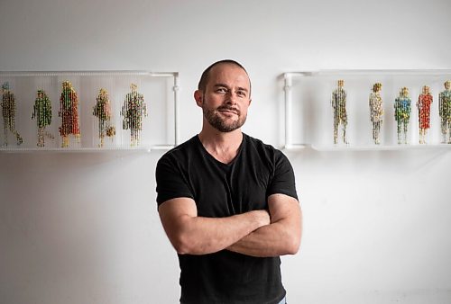 JESSICA LEE / WINNIPEG FREE PRESS

Chris Dorosz is photographed on November 1, 2021 in his studio in downtown Winnipeg. 

Reporter: Alan





