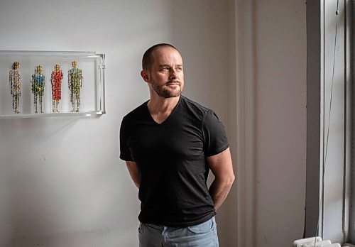 JESSICA LEE / WINNIPEG FREE PRESS

Chris Dorosz is photographed on November 1, 2021 in his studio in downtown Winnipeg. 

Reporter: Alan






