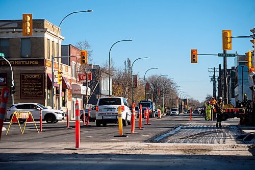 Mike Sudoma / Winnipeg Free Press
Road construction cones lined up at a construction site at Selkirk Ave and Salter St Wednesday afternoon
November 2, 2021