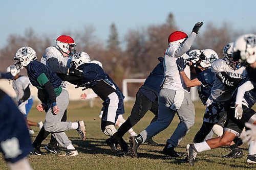 SHANNON VANRAES/WINNIPEG FREE PRESS
The Grant Park Pirates hold a practice near Grant Park High School on November 3, 2021. The Pirates are the only undefeated in their division heading into Friday playoffs.