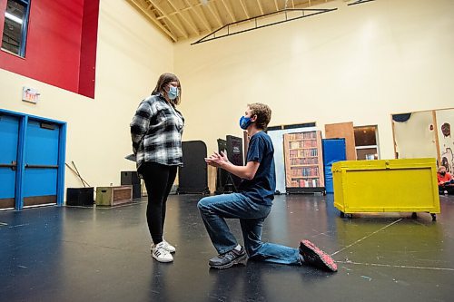 Mike Sudoma / Winnipeg Free Press
(Left to right) Agnes (Emily Adam) and Miles (Milo Simkulet) act out a scene from the upcoming MTYP Young Companys production, She Kills Monsters Wednesday night
November 3, 2021