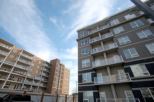 SHANNON VANRAES / WINNIPEG FREE PRESS
A new apartment block at 30 Bison Drive on November 4, 2021.