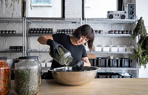 JESSICA LEE / WINNIPEG FREE PRESS

Natassia Bezoplenko-Brazeau mixes tea on November 4, 2021 at the Northlore store.

Northlore is a body care shop founded by Natassia Bezoplenko-Brazeau. They make many of their own products and try to source as locally as possible. They recently opened their new storefront in the Exchange District.

Reporter: Gabby








