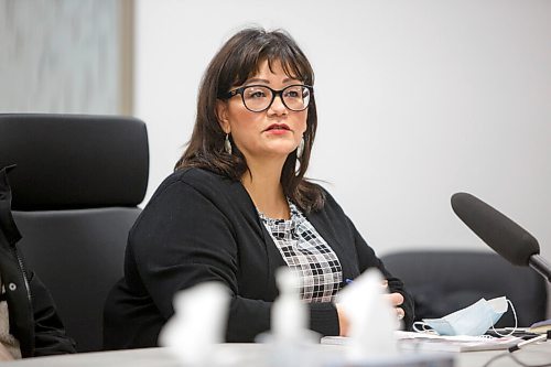 MIKE DEAL / WINNIPEG FREE PRESS
Hilda Anderson-Pyrz, Director of the Missing and Murdered Indigenous Women and Girls Liaison Unit at Manitoba Keewatinowi Okimakanak speaks during the press conference.
The family of Klarissa Muswagon who has gone missing in Winnipeg where she has been living traveled from Norway House Cree Nation to share information Friday morning at Manitoba Keewatinowi Okimakanak's (MKO) office on Ellice Avenue.
See Julia-Simone story
211105 - Friday, November 05, 2021.