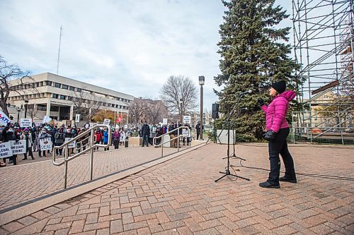 MIKAELA MACKENZIE / WINNIPEG FREE PRESS

UMFA president Orvie Dingwall speaks at a rally of UMFA members, students and supporters at the University of Manitoba in Winnipeg on Friday, Nov. 5, 2021. Standup.
Winnipeg Free Press 2021.