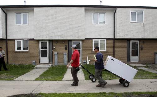 MIKE.DEAL@FREEPRESS.MB.CA 100603 - Thursday, June 3nd, 2010 A new furnace is delivered to one of the Manitoba Housing apartment blocks that was affected by sewage backup during the heavy rain falls from last weekend in south Transconna. MIKE DEAL / WINNIPEG FREE PRESS