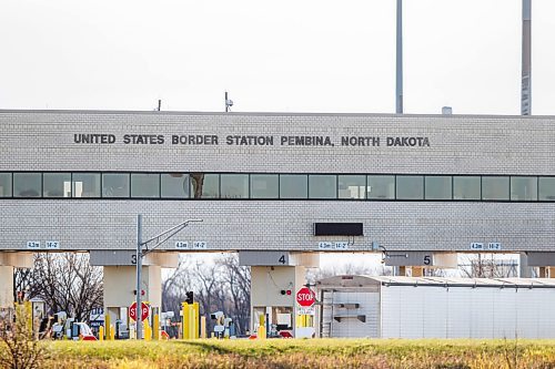 MIKAELA MACKENZIE / WINNIPEG FREE PRESS

The border of the United States, now open to Canadians for the first time since March 2020, at Emerson on Monday, Nov. 8, 2021. For Malak story.
Winnipeg Free Press 2021.