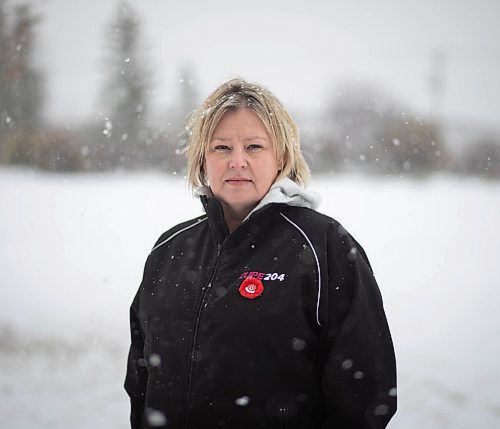 JESSICA LEE / WINNIPEG FREE PRESS

Shannon McAteer, CUPE Manitoba Health Coordinator, poses for a portrait on November 11, 2021 at Red River College main campus.







