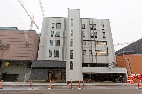 MIKE DEAL / WINNIPEG FREE PRESS
The RWB student boarding building at 225 Edmonton Street that is under construction replacing the accommodations that were torn down to make way for the completion of True North Square and the new Wawanesa head office. 
see Jen Zoratti story
211110 - Wednesday, November 10, 2021.