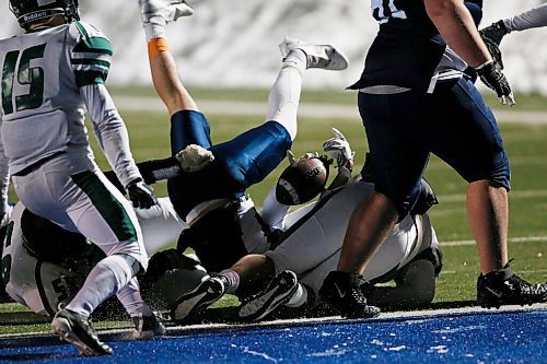JOHN WOODS / WINNIPEG FREE PRESS
Vincent Massey Collegiate defence stops Grant Park (blue) from scoring in the Varsity High School Football Championship  at East Side Eagles Football Club in Winnipeg on Monday, November 15, 2021. Vincent Massey went on to defeat Grant Park.

Re: ?