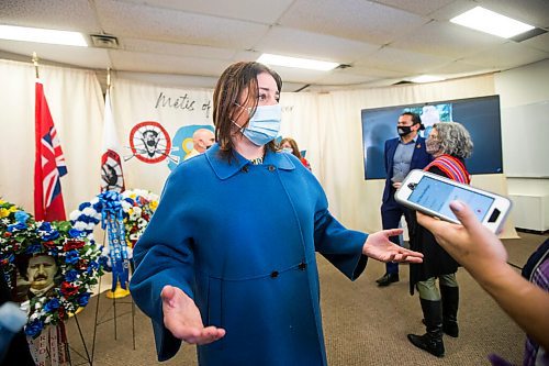 MIKAELA MACKENZIE / WINNIPEG FREE PRESS

Premier Heather Stefanson attends an event commemorating Louis Riel on the anniversary of his execution at the MMF head office in Winnipeg on Tuesday, Nov. 16, 2021. For Carol Sanders story.
Winnipeg Free Press 2021.