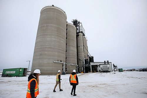 SHANNON VANRAES / WINNIPEG FREE PRESS
Parrish & Heimbecker has opened its new  Dugald Grain Elevator & Crop Inputs Centre east of Winnipeg. Photographed November 16, 2021.