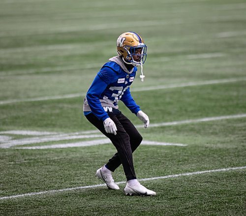 JESSICA LEE / WINNIPEG FREE PRESS

Winston Rose is photographed on November 16, 2021 at Bombers practice at IG Field.

Reporter: Mike S.







