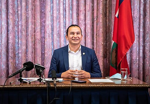 JESSICA LEE / WINNIPEG FREE PRESS

Uzoma Asagwara, NDP Health Critic (not pictured) and Wab Kinew, Leader of the Manitoba NDP, give an alternative throne speech at the Legislative Building in Winnipeg on November 17, 2021.

Reporter: Carol







