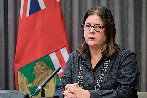 MIKE DEAL / WINNIPEG FREE PRESS
Premier Heather Stefanson and Health and Seniors Care Minister Audrey Gordon along with a virtual Dr. Joss Reimer, medical lead, Vaccine Implementation Task Force, announce that Manitoba is ready to launch the next phase of Manitobas vaccine campaign to protect children ages five to 11 from COVID-19, during a press conference at the Manitoba Legislative building Wednesday afternoon.
211117 - Wednesday, November 17, 2021.